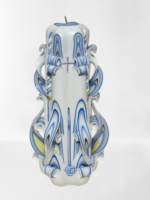 Elegante Taufkerze mit filigranem Design – Ein Geschenk zur Taufe