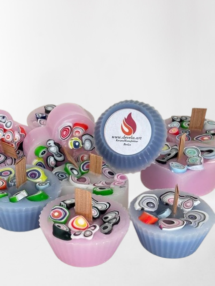 Bunte Cupcakes Candle Glückwunschkerzen, handgemachte Designkerzen in rund oder herzförmig, nachhaltig gefertigt in Berlin
